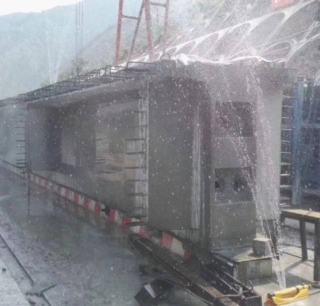 布料機(jī)、大型布料機(jī)、行走式布料機(jī)、圓筒布料機(jī)、行走式液壓布料機(jī)、移動式液壓布料機(jī)、電動布料機(jī)、手動布料機(jī)、梁場專用液壓布料機(jī)